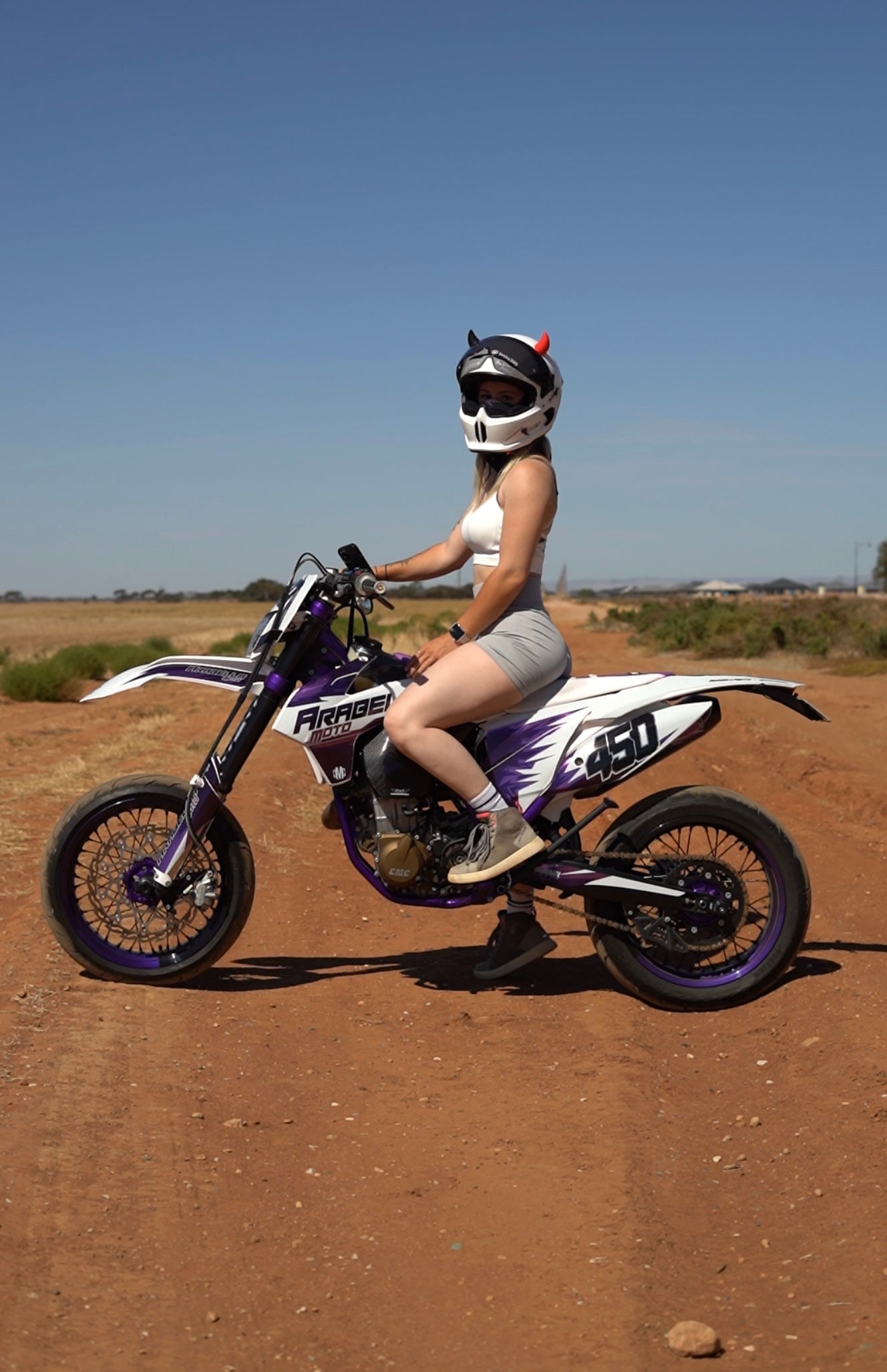 Helmet Flair MagNeatOhz: Small Red Devil Horns for Helmet