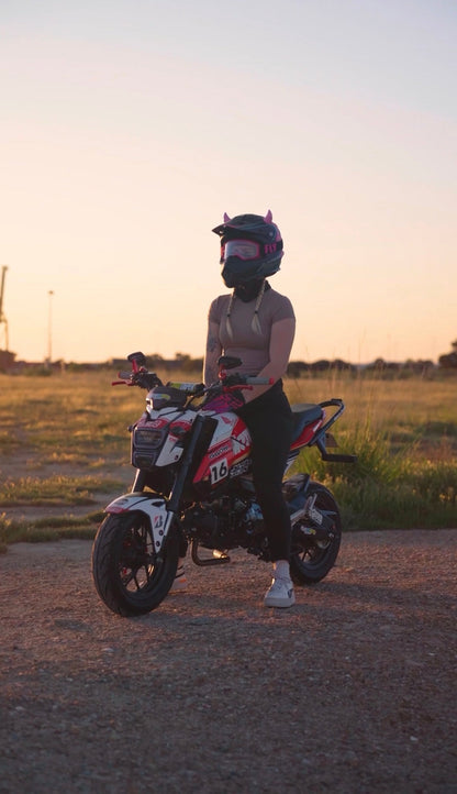 Helmet Flair MagNeatOhz: Small Devil Horns for Helmet